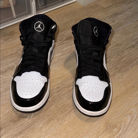 Black and White High-Top Sneakers - Picture 2 of 6
